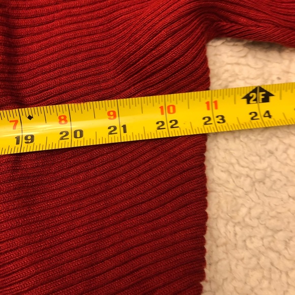 Cable & Gauge Cranberry Crop Sweater - Picture 7 of 8